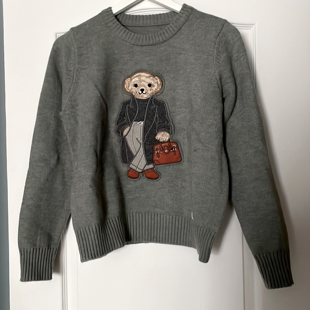 Polo Bear Sweater, purse bear pearl earring in grey size S